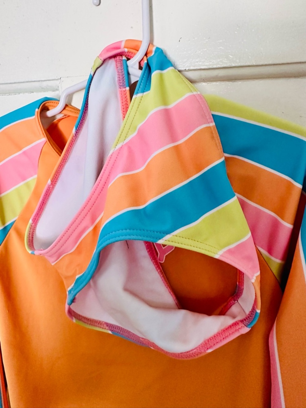 Roxy Girl Orange Long-Sleeve Rashguard with Multicolor Striped Sleeves & bottom - Picture 4 of 4